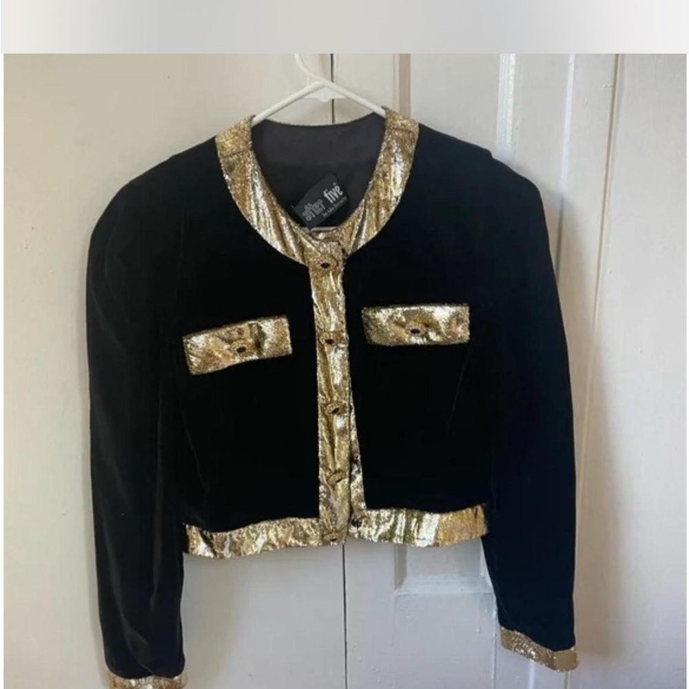 Vintage cropped black velvet blazer (After Five)